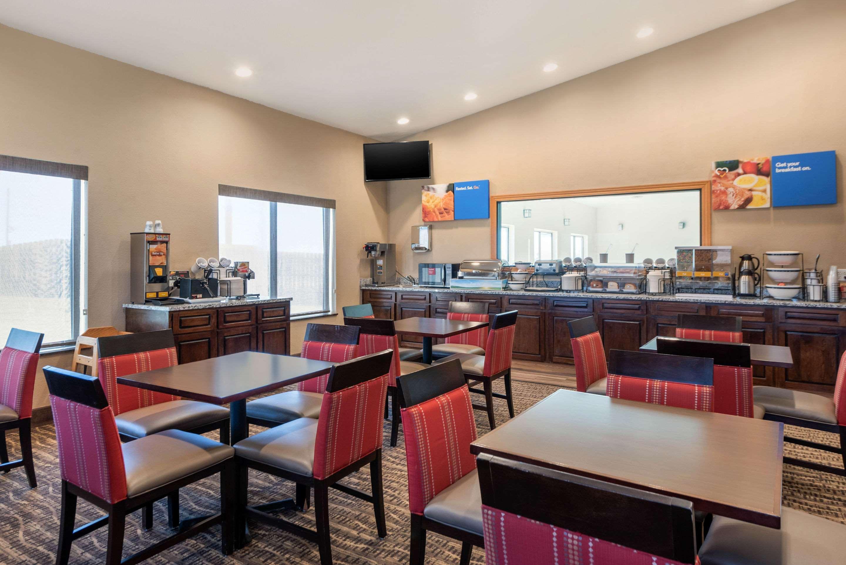 Comfort Inn Limon Luaran gambar