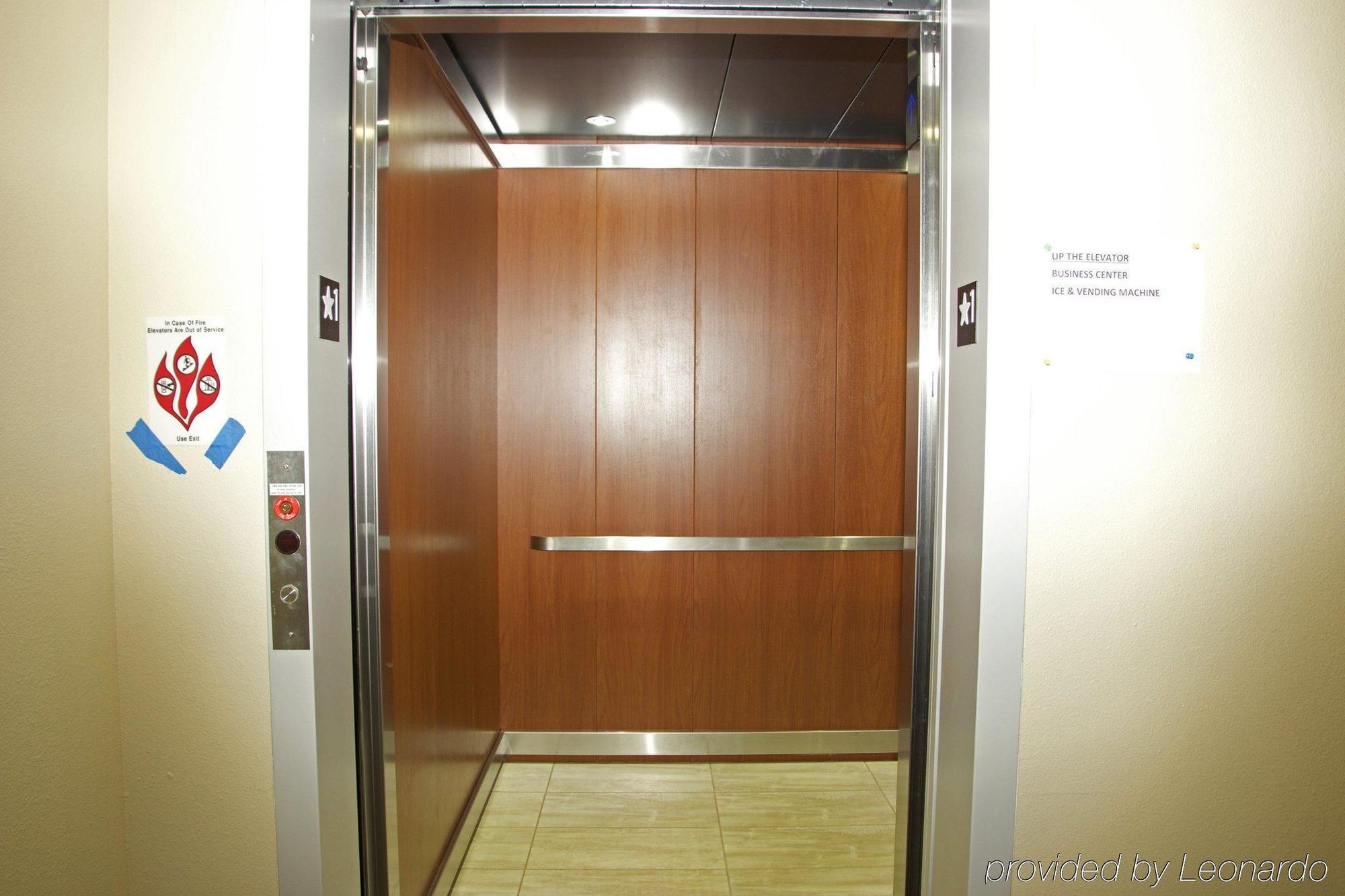 Comfort Inn Limon Luaran gambar